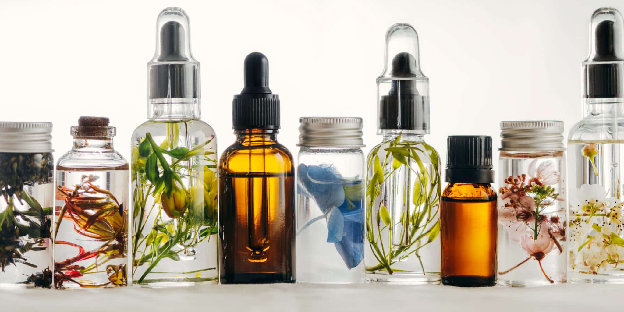 blog: essential oil – featured photo