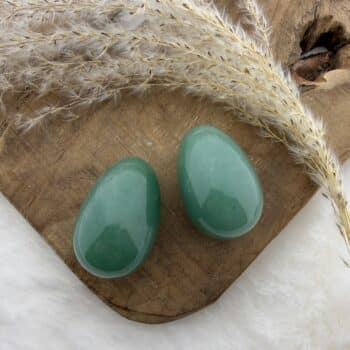 groene aventurijn yoni ei van de groene linde